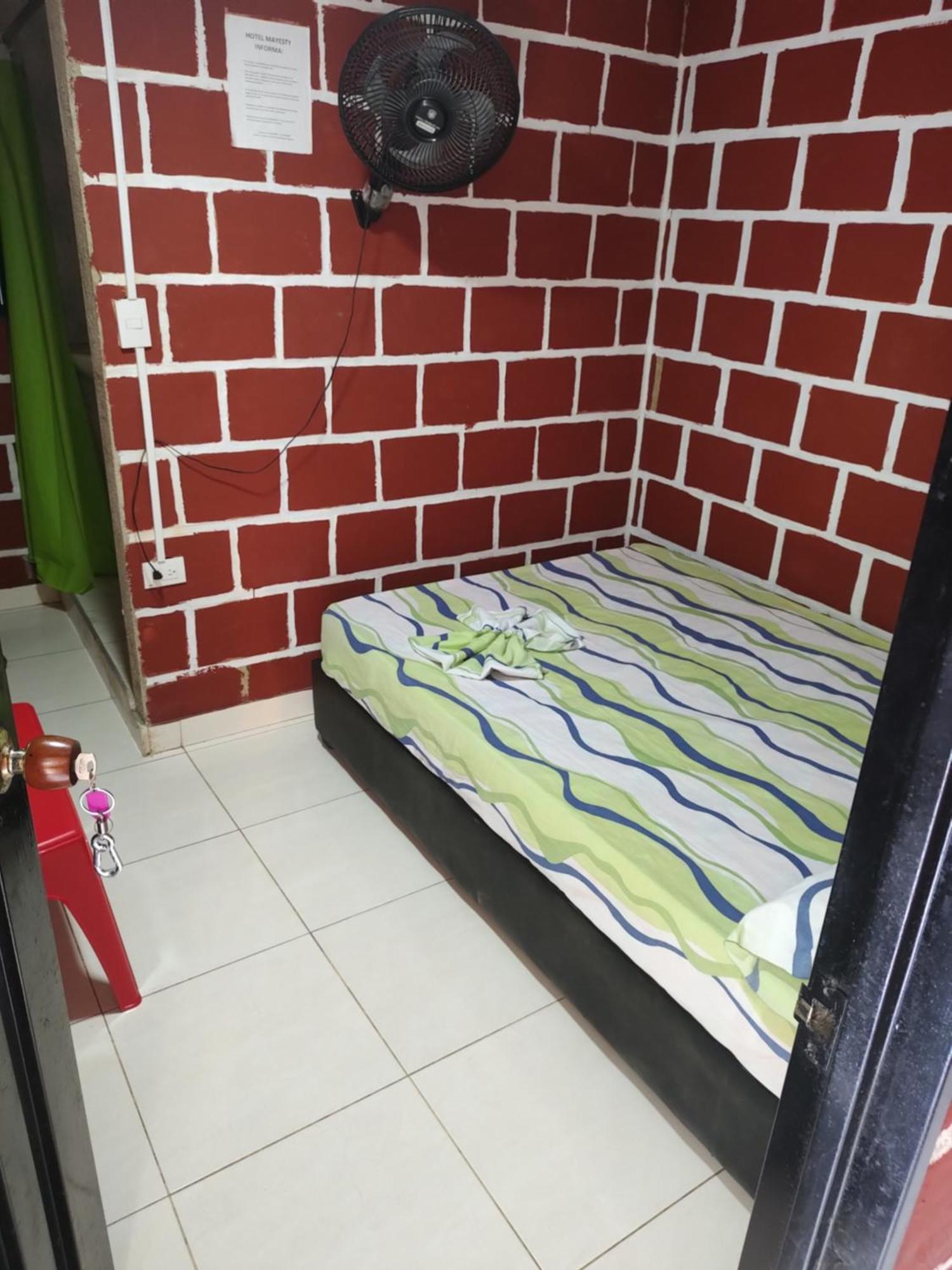 Casa Hospedaje Mayesty Hotel San Cipriano Kültér fotó